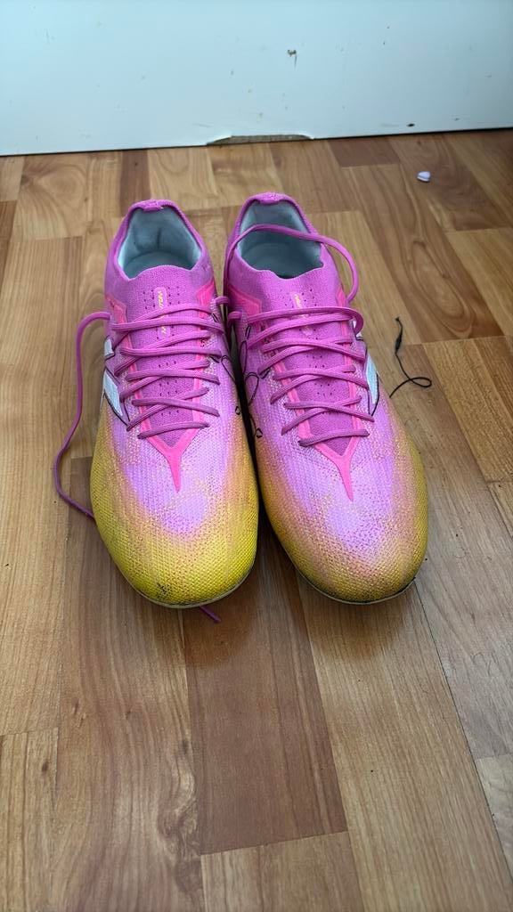 Kelme voetbalschoen maat 44 (2x gebruikt), Maat XS of kleiner, Ophalen, Zo goed als nieuw, Schoenen