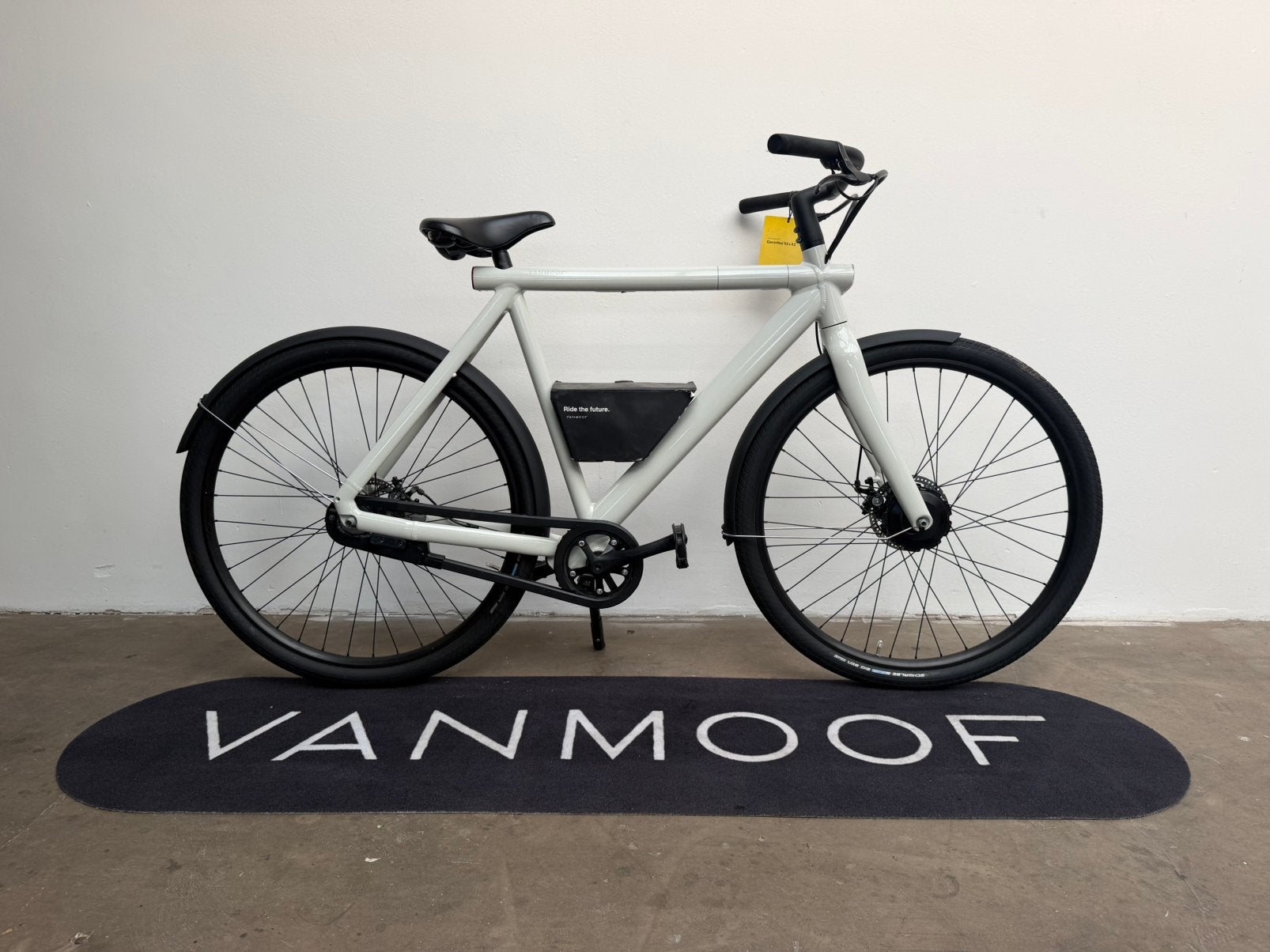 Vanmoof S2 Fog white, mooie staat!