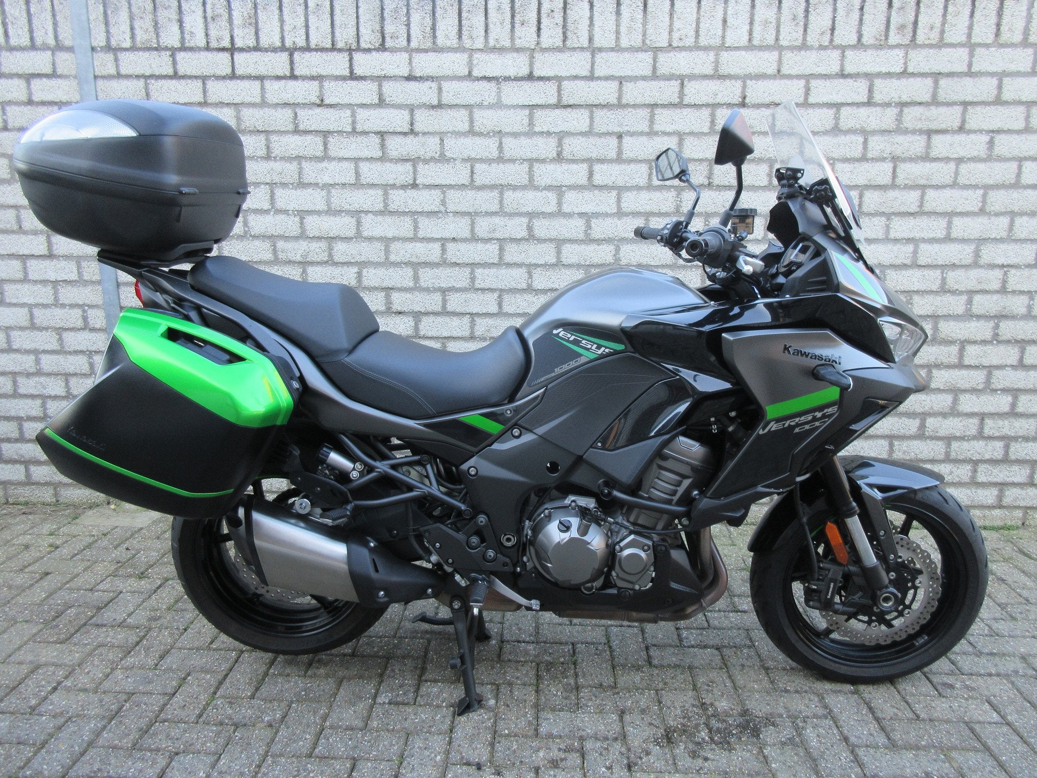 Kawasaki VERSYS 1000 TOUR (bj 2023), Bedrijf, Toermotor
