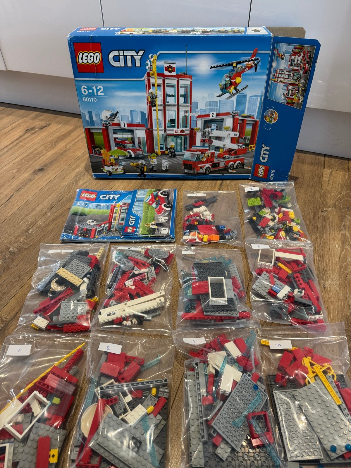 Lego City 60110 Brandweerkazerne - Compleet met doos, Lego, Ophalen of Verzenden, Compleet, Complete set