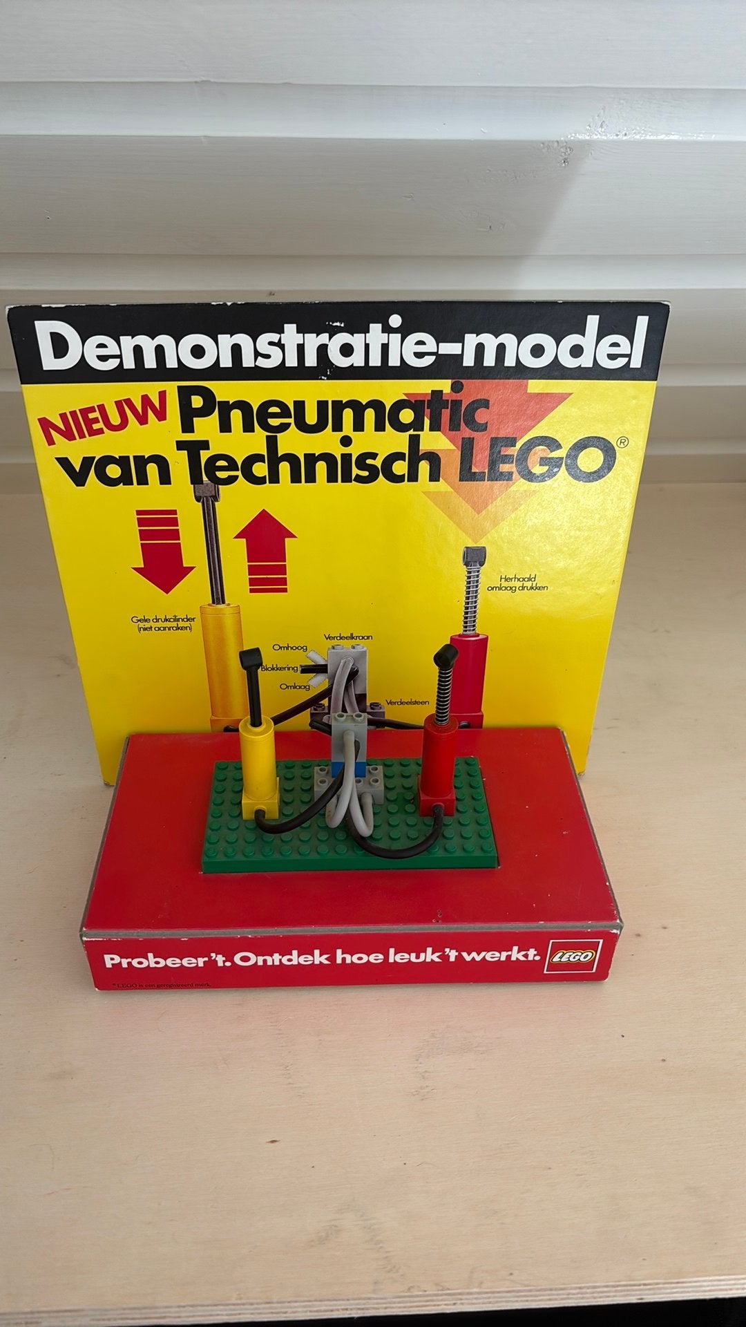 Zeldzaam Vintage LEGO Technic Pneumatic Winkel Display, Ophalen, Gebruikt, Lego, Overige typen
