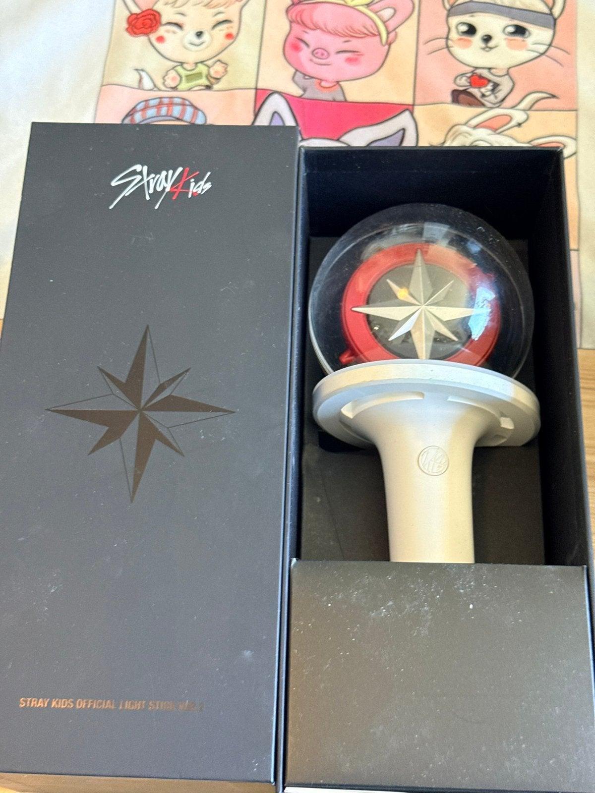 Stray Kids officieel lightstick version 2, Ophalen of Verzenden, Zo goed als nieuw, Foto of Kaart