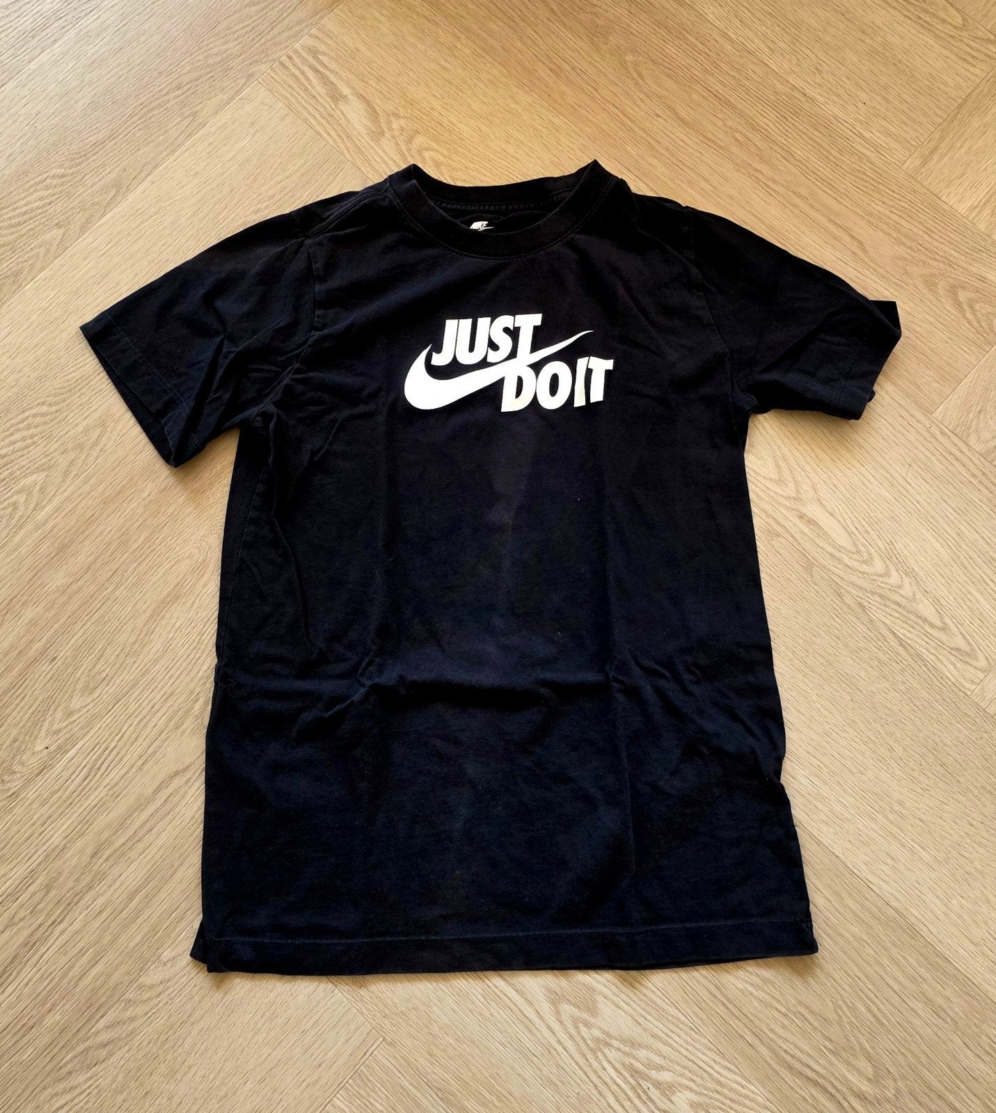 Nike 'Just Do It' T-shirt Zwart, Ophalen of Verzenden, Zo goed als nieuw, Shirt of Longsleeve, Nike
