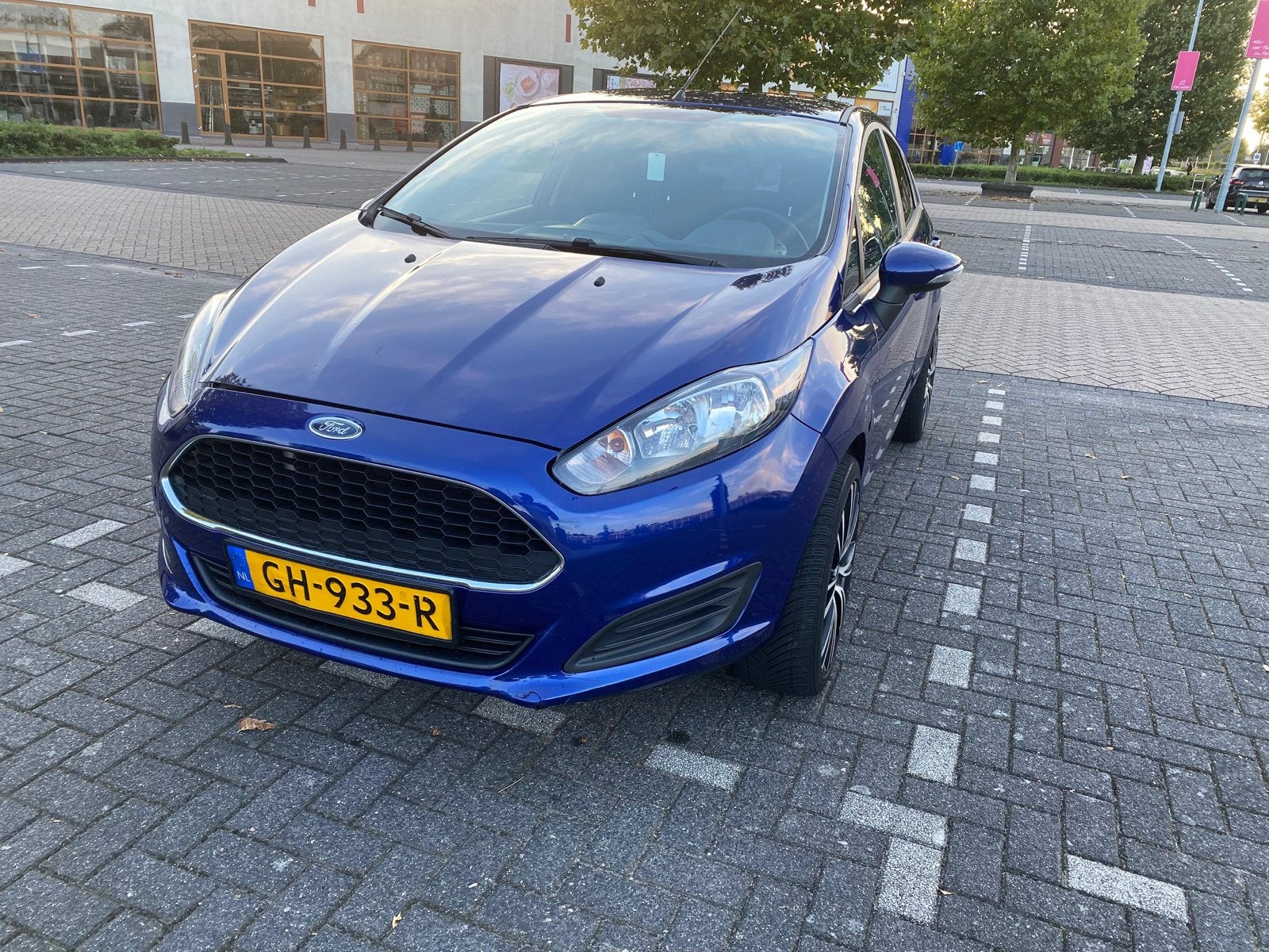 Ford Fiësta 1.0 48KW/65PK 5D 2015 Blauw, 40 €/maand, Zwart, 525 kg, Blauw