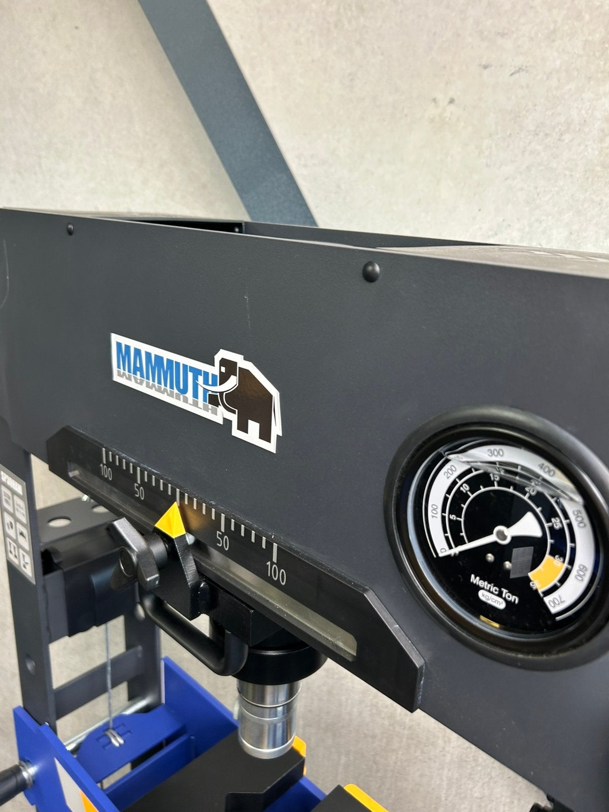 Werkplaatspers Breed Werkbed lucht hydraulisch, Auto diversen, Ophalen, Nieuw