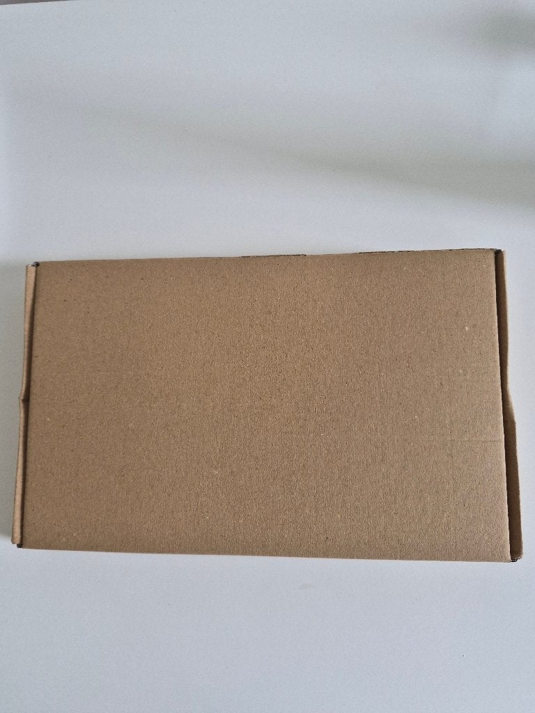 Gratis kartonnen doosjes ca. 26.5 x16.5 x 3.2 zelf vouwen, Ophalen, Doos, Minder dan 50 cm, Minder dan 40 cm