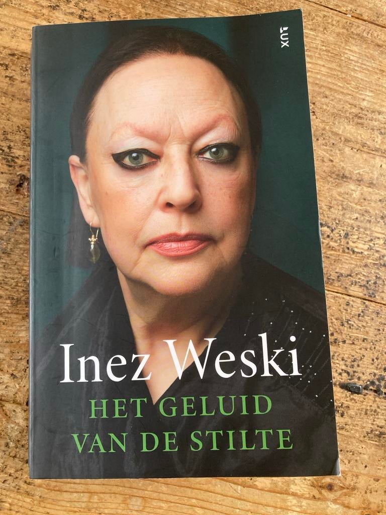 Inez Weski - Het geluid van de stilte (nieuw), Boeken, Ophalen of Verzenden, Zo goed als nieuw, Politiek