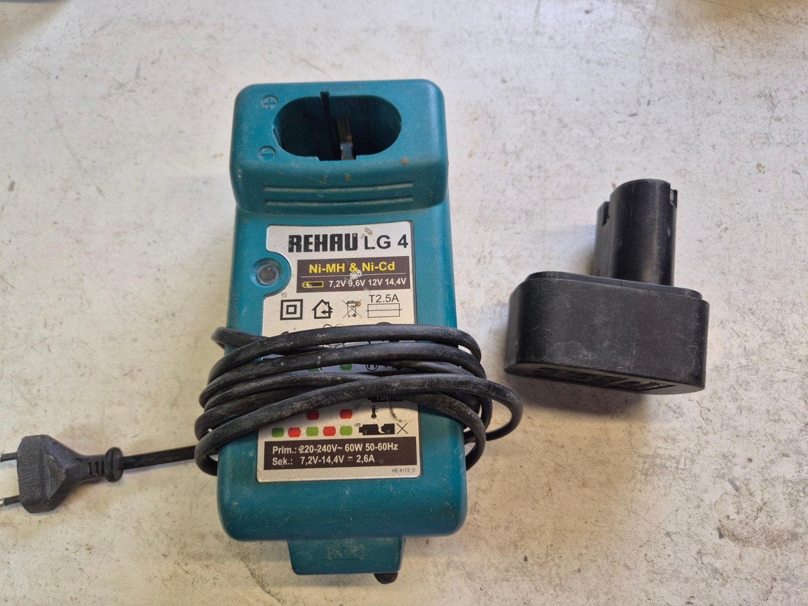Klauke RAM2 perstang accu + oplader voor Henco mini tang, Ophalen of Verzenden, Overige typen