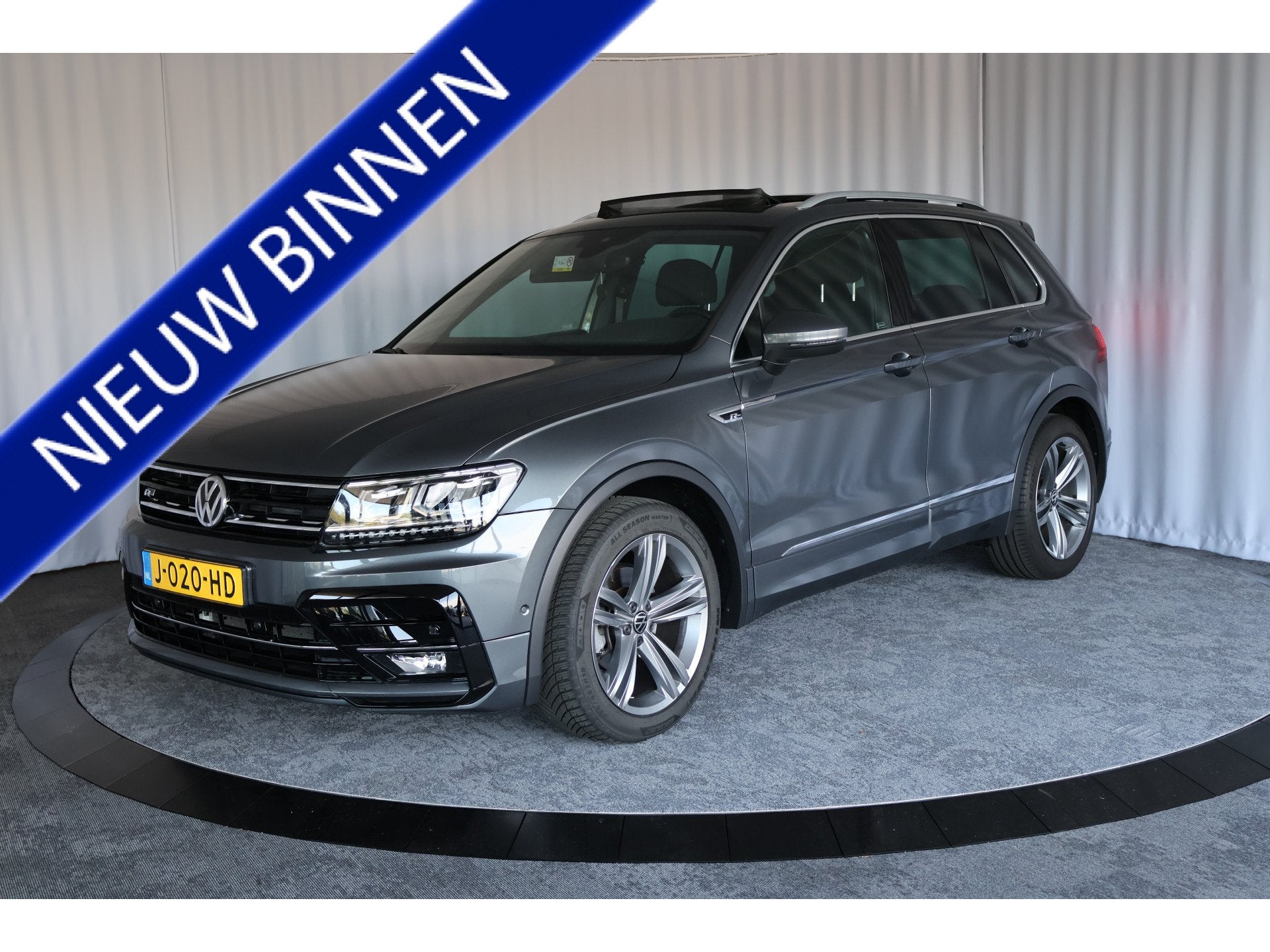 Volkswagen Tiguan 1.5 TSI/DSG Highline R-line, Camera, Panor, Auto's, Euro 6, Alcantara, Origineel Nederlands, Bedrijf