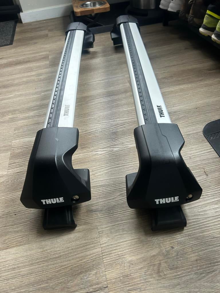 Thule Edge Clamp dakdragers - Toyota Yaris 2022, Auto diversen, Dakdragers, Ophalen, Zo goed als nieuw