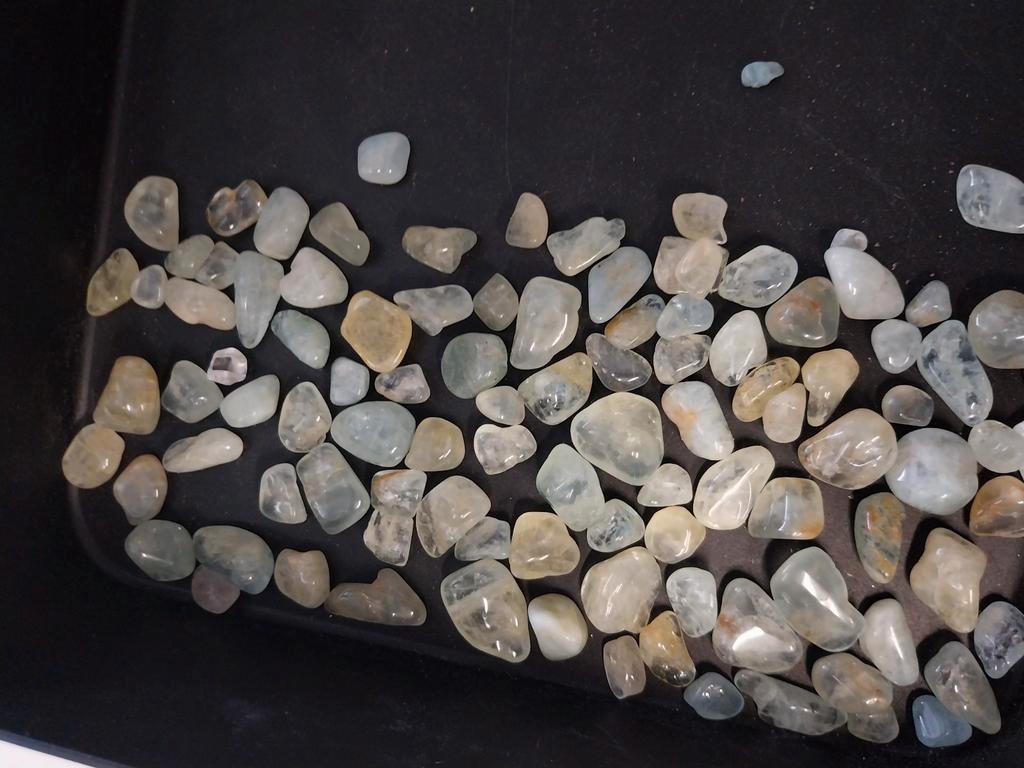 Lot kleine aquamarijn trommelstenen, Ophalen of Verzenden, Mineraal