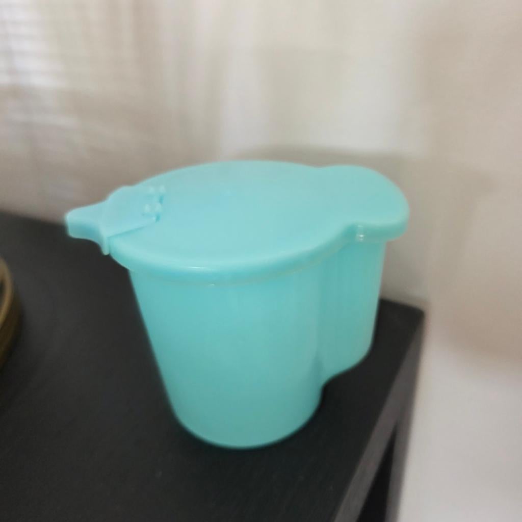 Turquoise Tupperware melkkannetje., Ophalen, Overige typen
