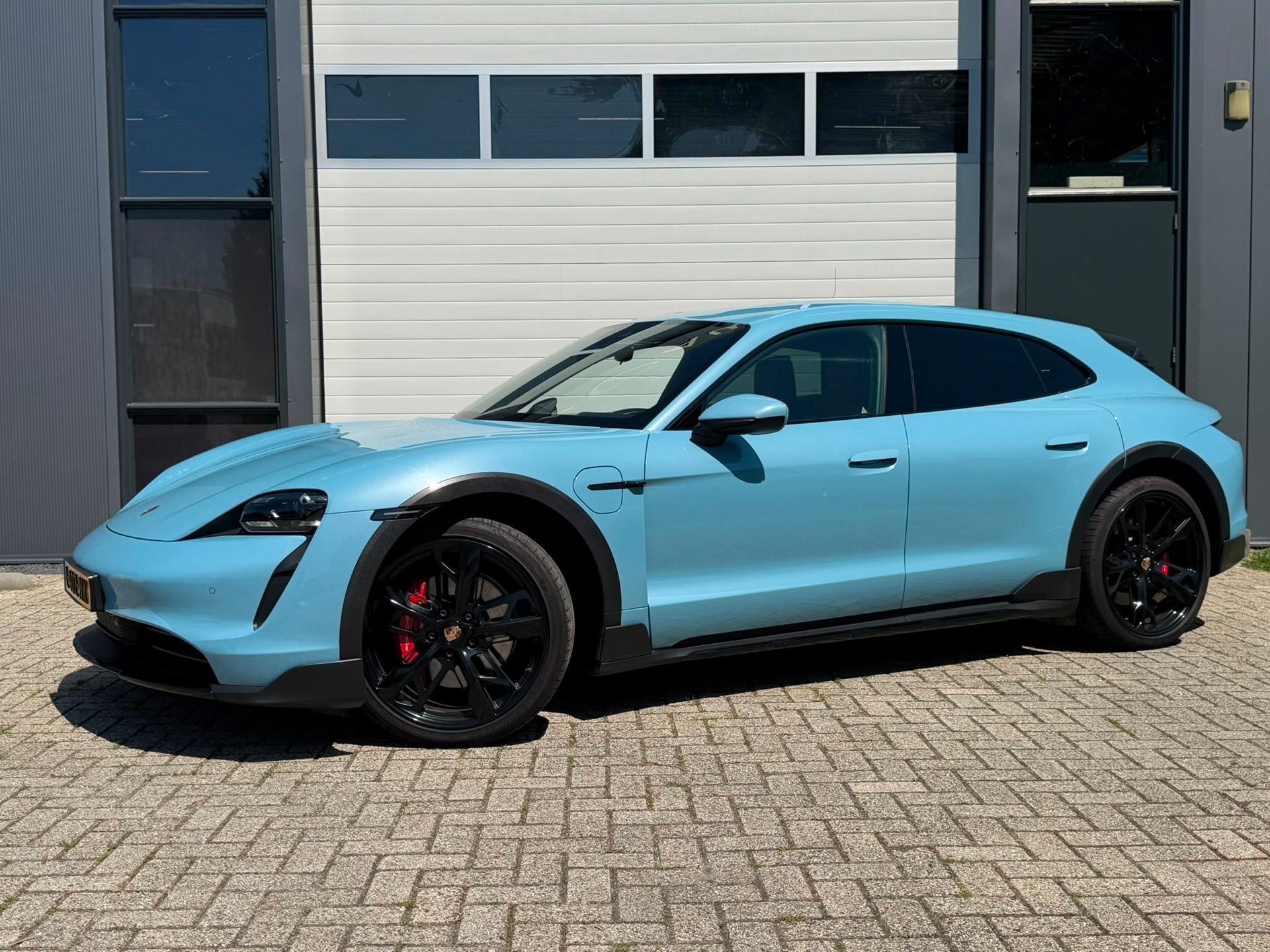 Porsche Taycan Cross Turismo 4S 93 kWh | 4 Wiel besturing |, Auto's, Automaat, 110 €/maand, 389 km, SUV of Terreinwagen