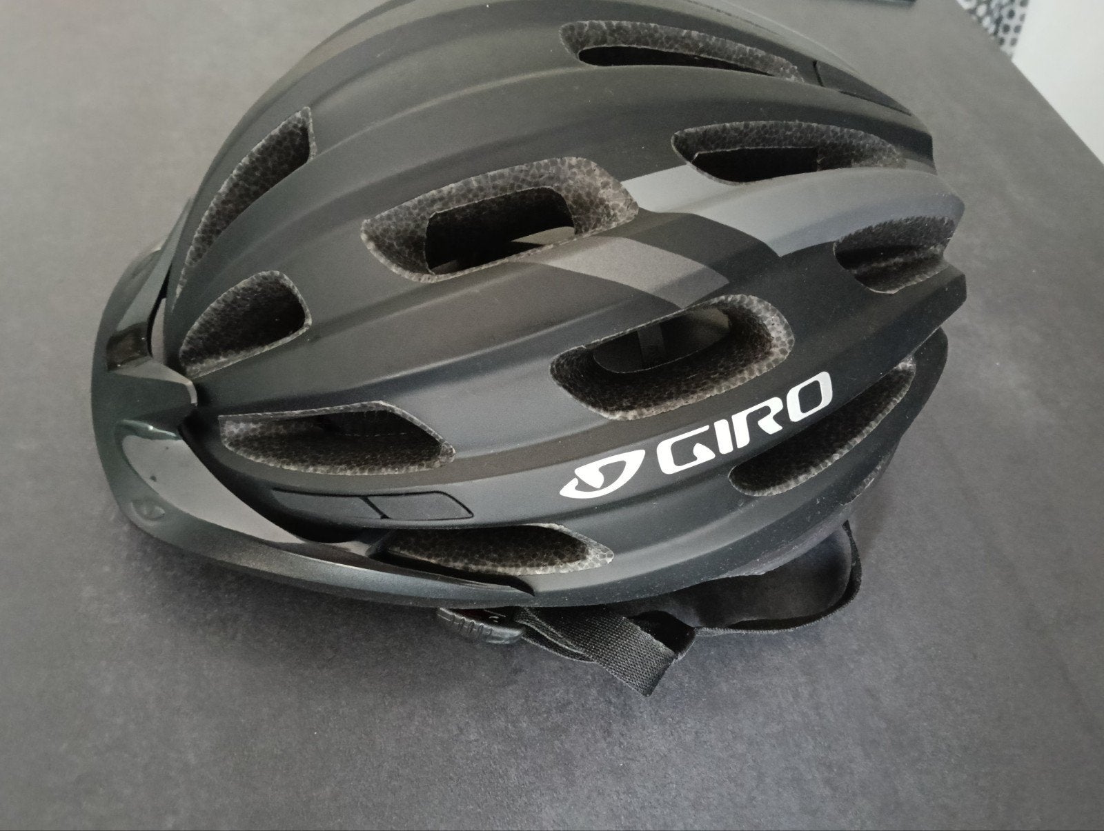 Giro Mountainbike Helm - Zwart/Grijs, z.g.a.n., Ophalen, Giro, Overige maten, Zo goed als nieuw