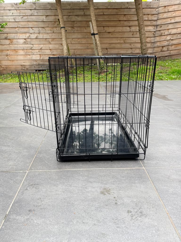 Hondenbenches 2 formaten lees beschrijving voor info, Dieren en Toebehoren, Ophalen, Nieuw