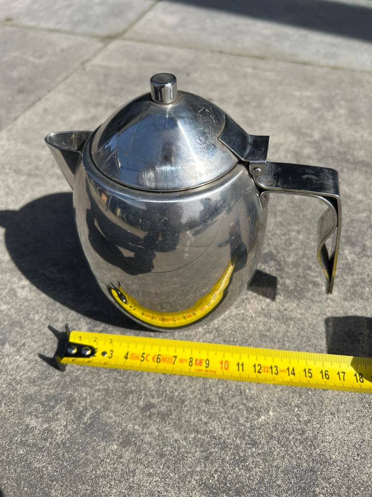 Metalen theekan, Theepot/fluitketel, Gebruikt, Zilver, Ophalen of Verzenden