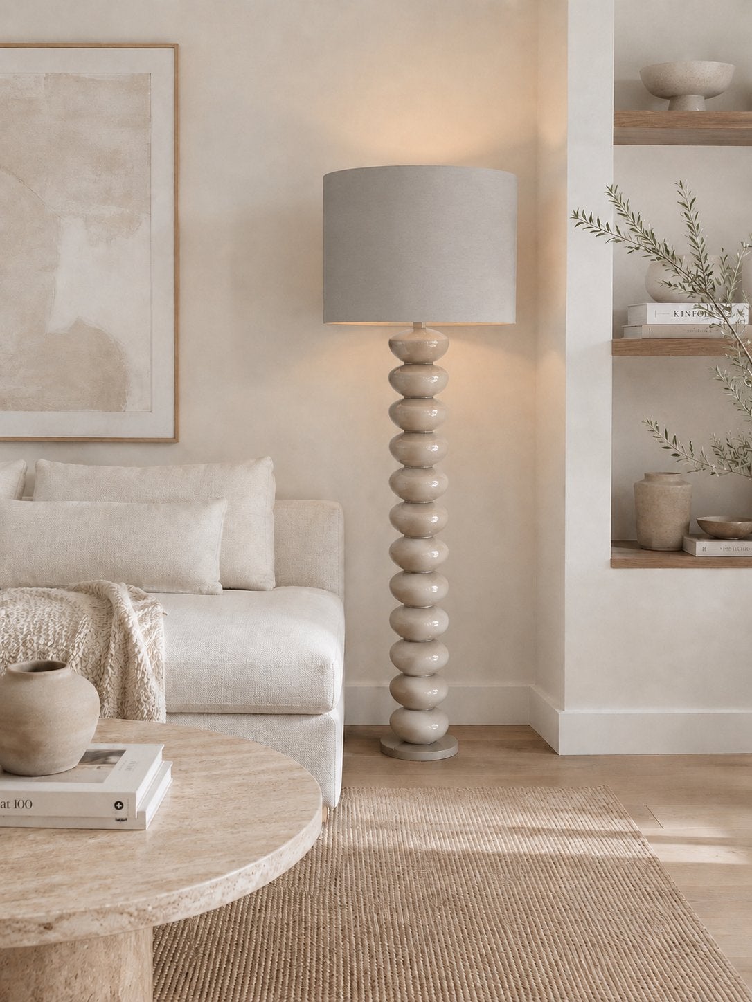 Riviera Maison Beaugrand Vloerlamp - Zo goed als nieuw, Huis en Inrichting, Lampen | Vloerlampen, Ophalen, Keramiek, E27 (groot)