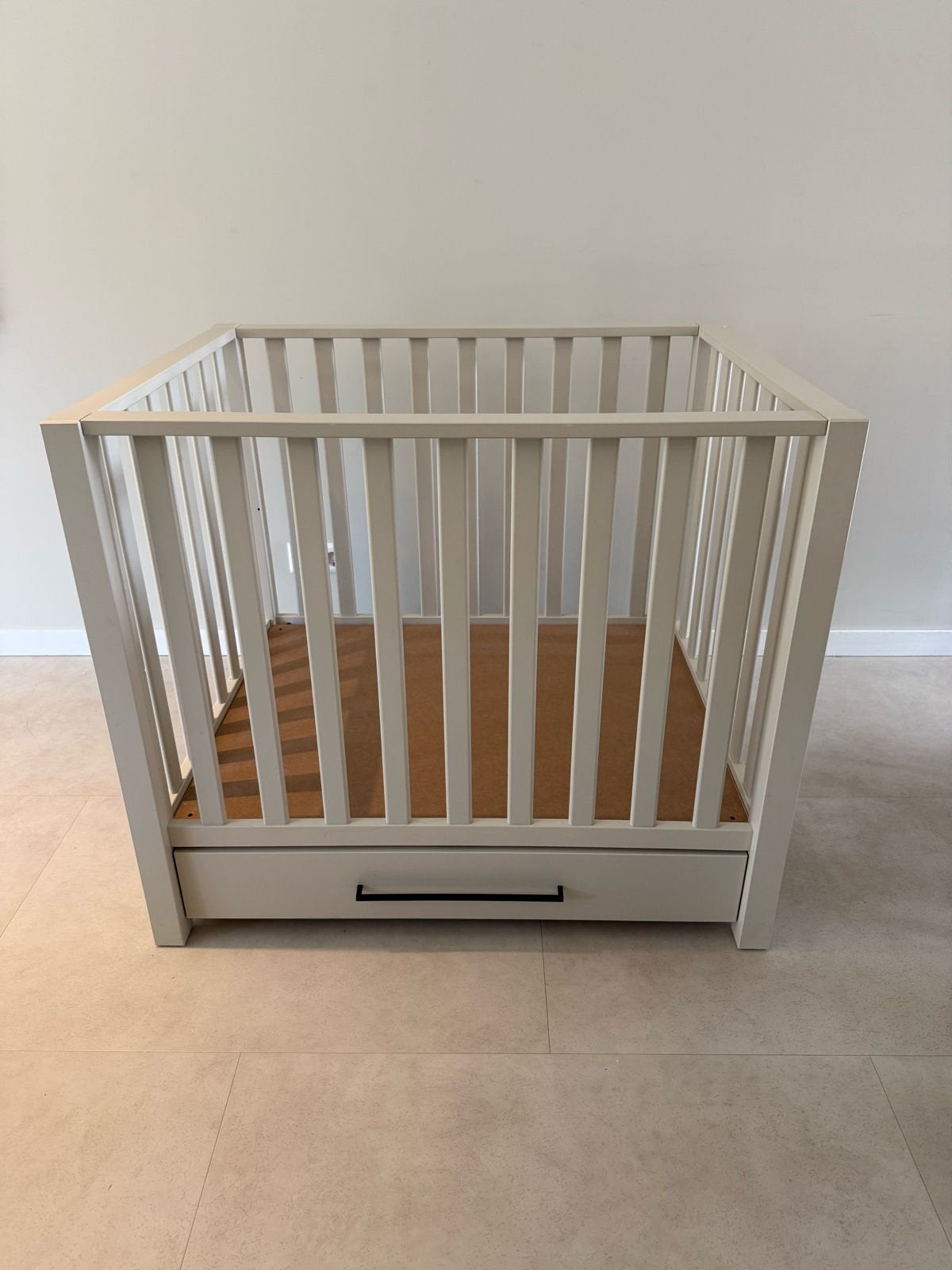 Box - Babypark Europe Casper met lade // Oatmeal, Ophalen, Zo goed als nieuw, Rechthoekig, In hoogte verstelbaar