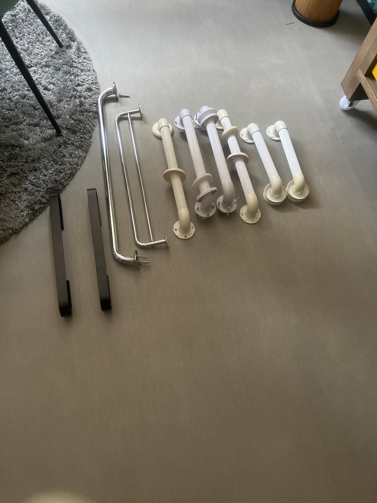 Diverse beugels voor overal in huis te gebruiken, Ophalen of Verzenden, Gebruikt, Chroom, Overige typen