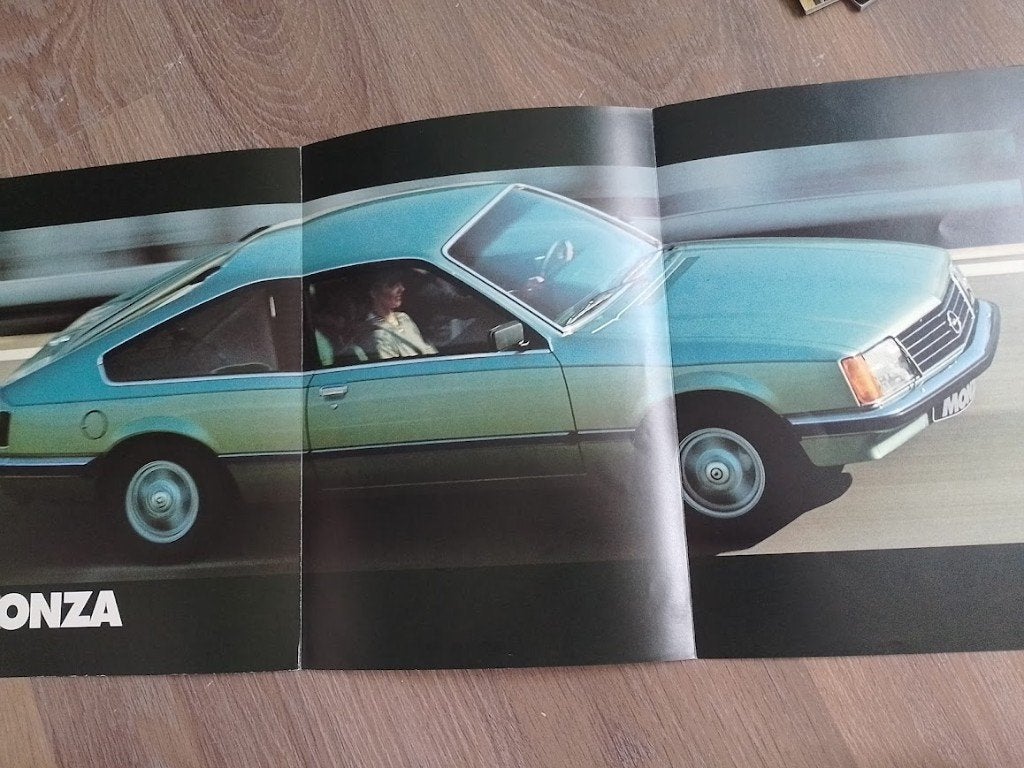 Opel Monza autofolder, Ophalen of Verzenden, Nieuw, Opel