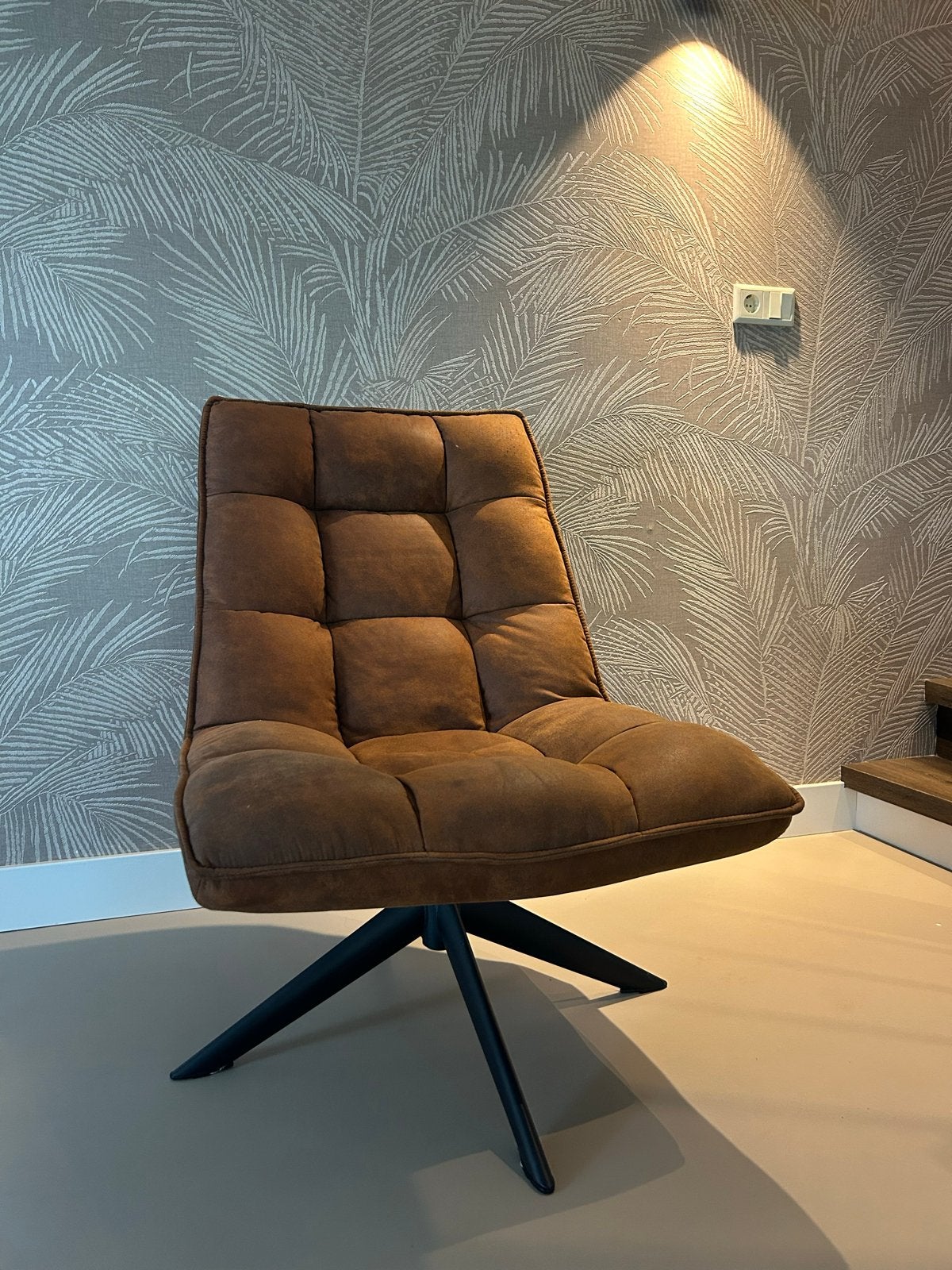 WOOOD Fauteuil Jouke Cognac Leerlook Draaibaar, Ophalen, Kunststof, Gebruikt, Minder dan 75 cm