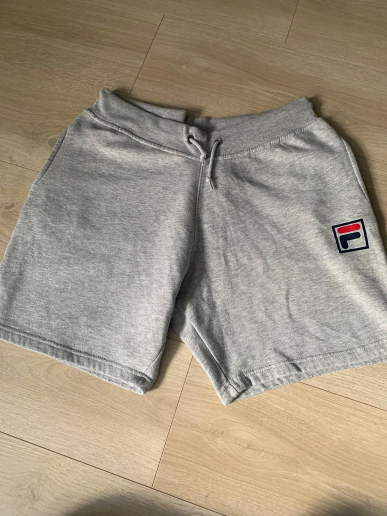 Fila korte broek, Ophalen of Verzenden, Zo goed als nieuw, Maat 48/50 (M), Grijs