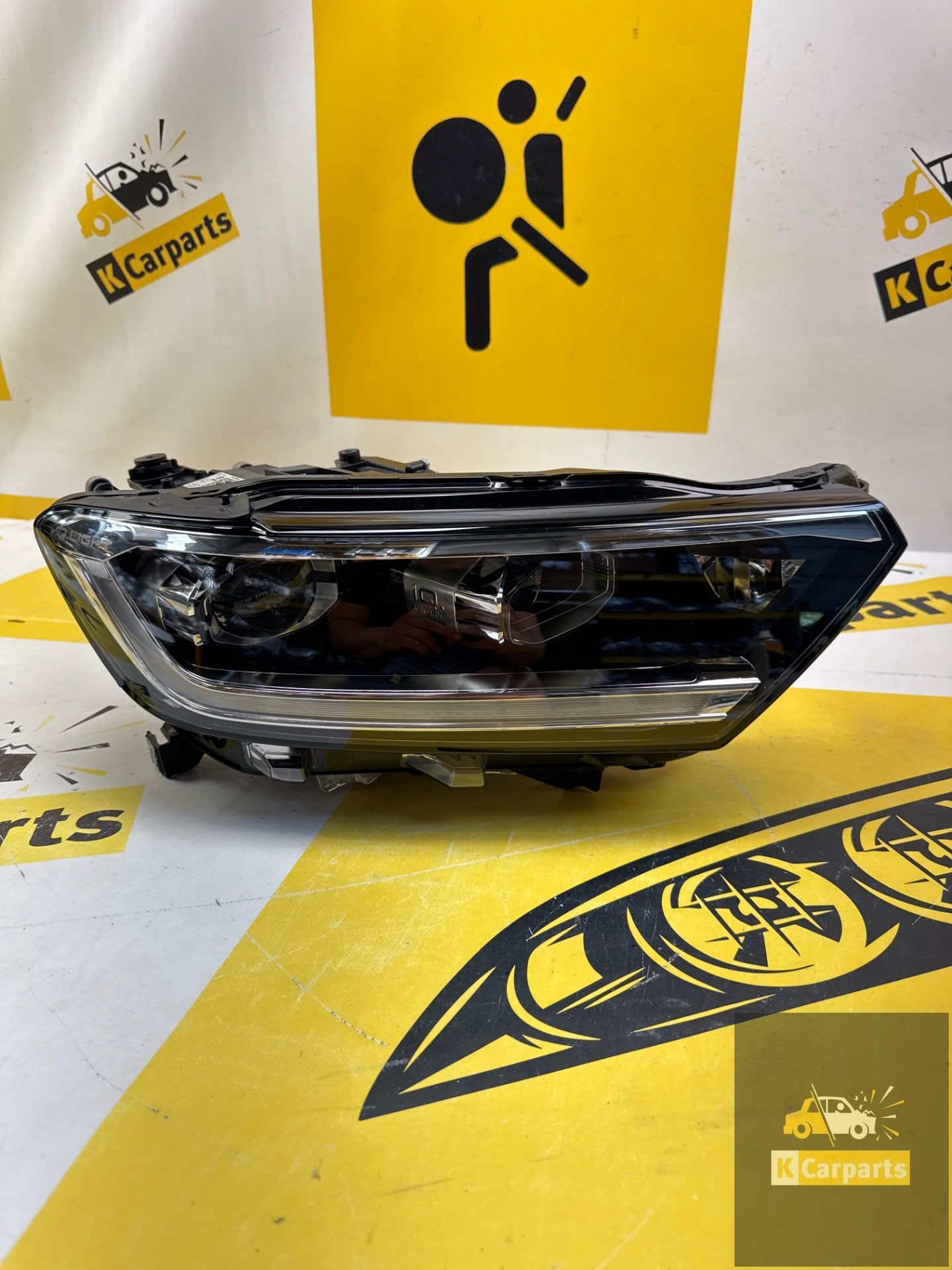 VW T-Roc Facelift IQ-LED Koplamp 2GA941036CC origineel lamp, Gebruikt, Volkswagen, Volkswagen AG, Berliner Ring 2
38440  Wolfsburg, DE