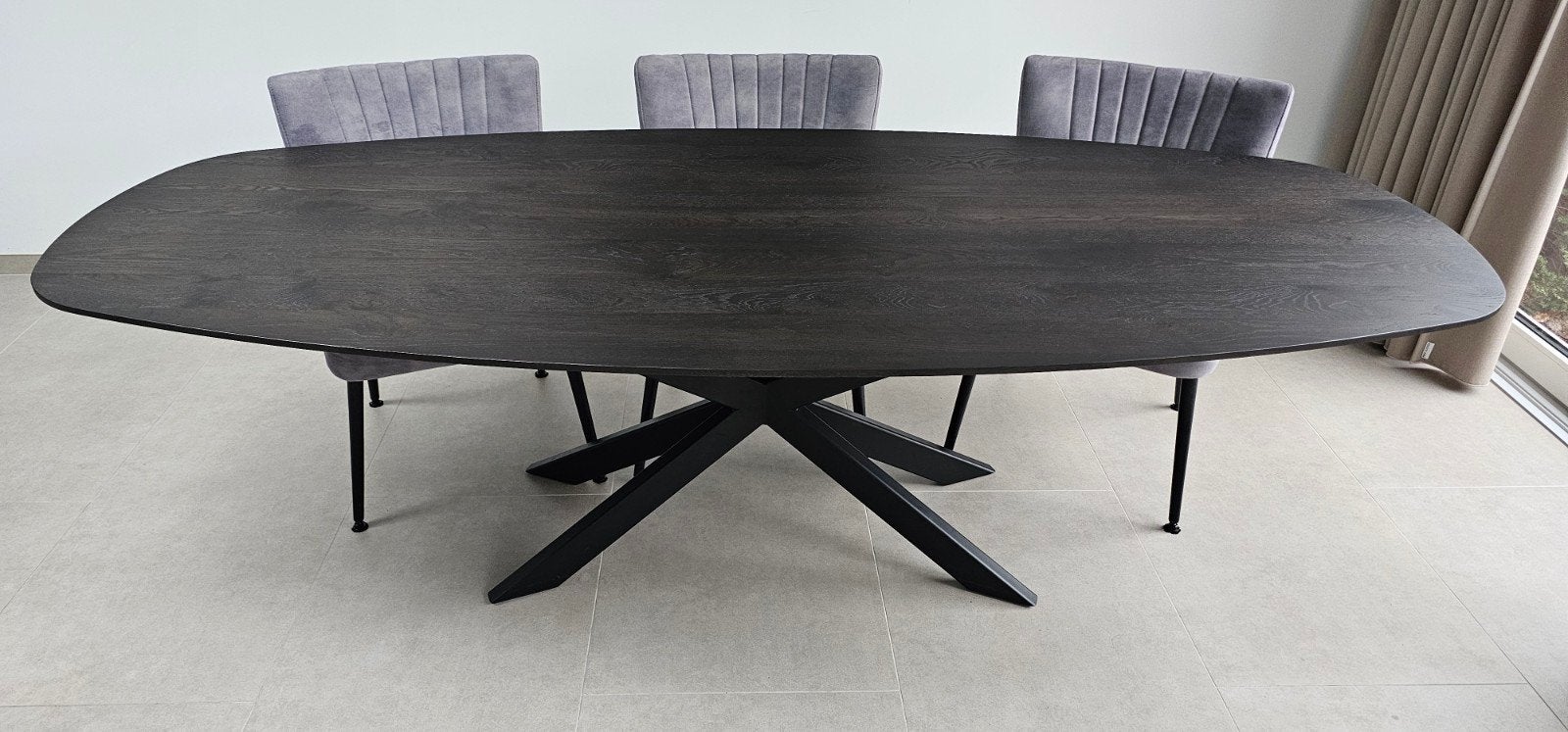 Table Du Sud Deens ovale eettafel Black Smoke Intense, Ophalen, 100 tot 150 cm, Modern, Scandinavisch, Vijf personen of meer