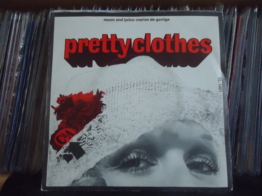 7" Single Marian De Garriga - Pretty Clothes / The Way I Fee, Gebruikt, 7 inch, Single, Ophalen of Verzenden
