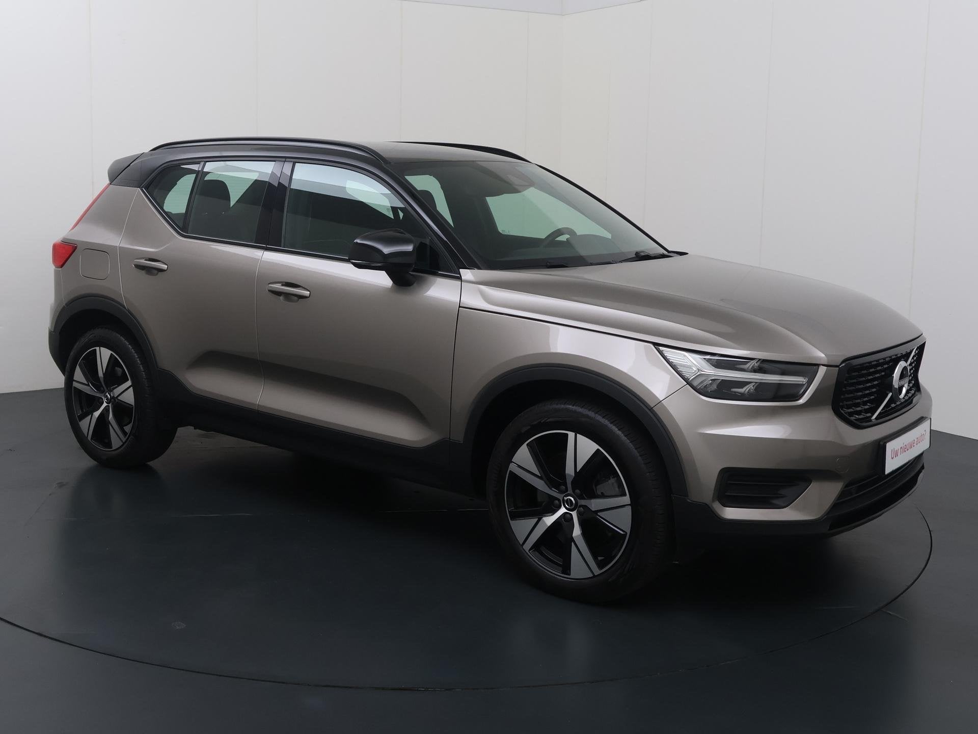 Volvo XC40 1.5 T4 Recharge R-Design | 211 PK | SoH 92% | Cru, Auto's, Volvo, 12 maanden, Stof, Euro 6, 1712 kg