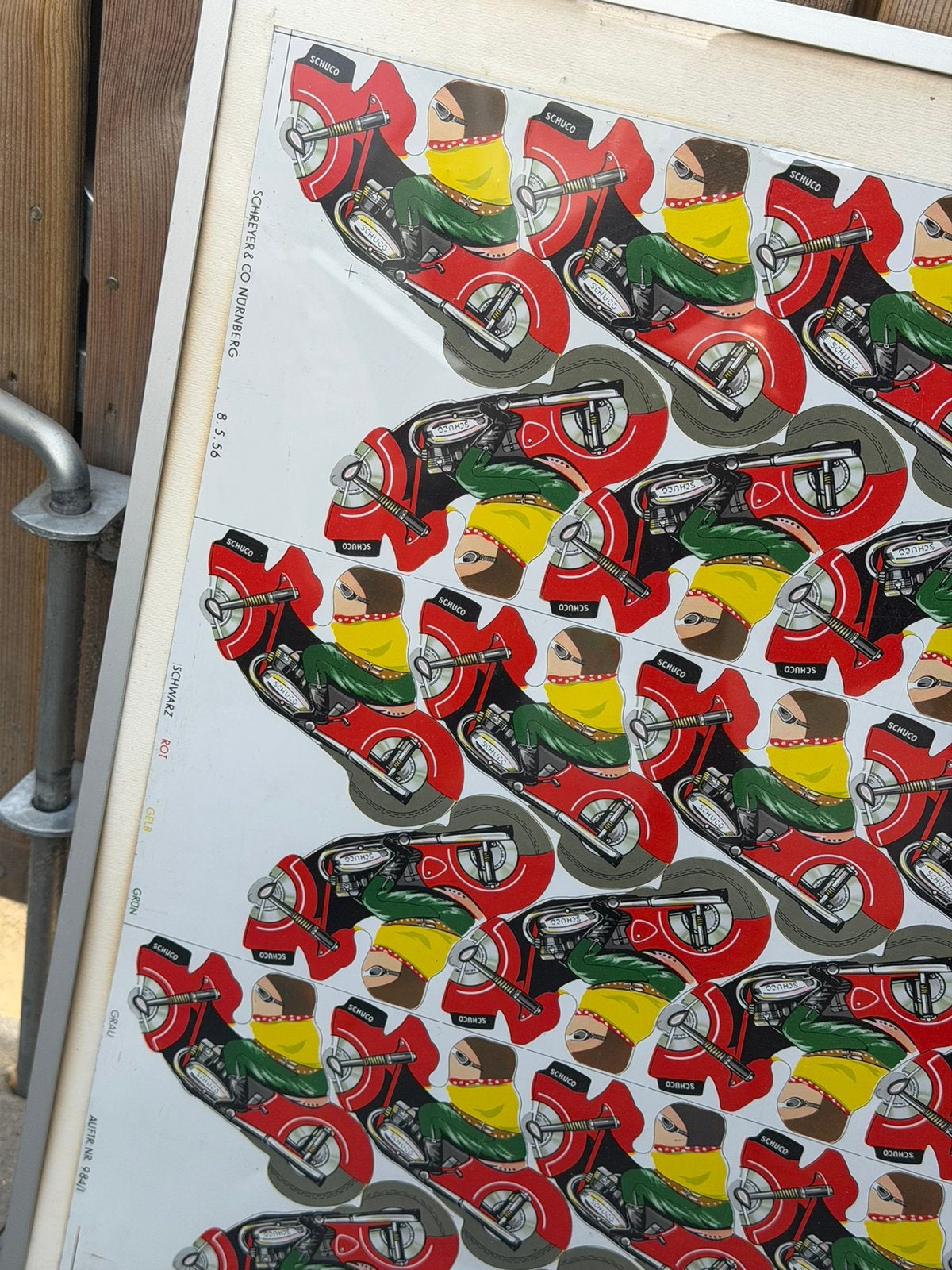 Schüco persplaat van blik ingelijst., Antiek en Kunst, Ophalen of Verzenden