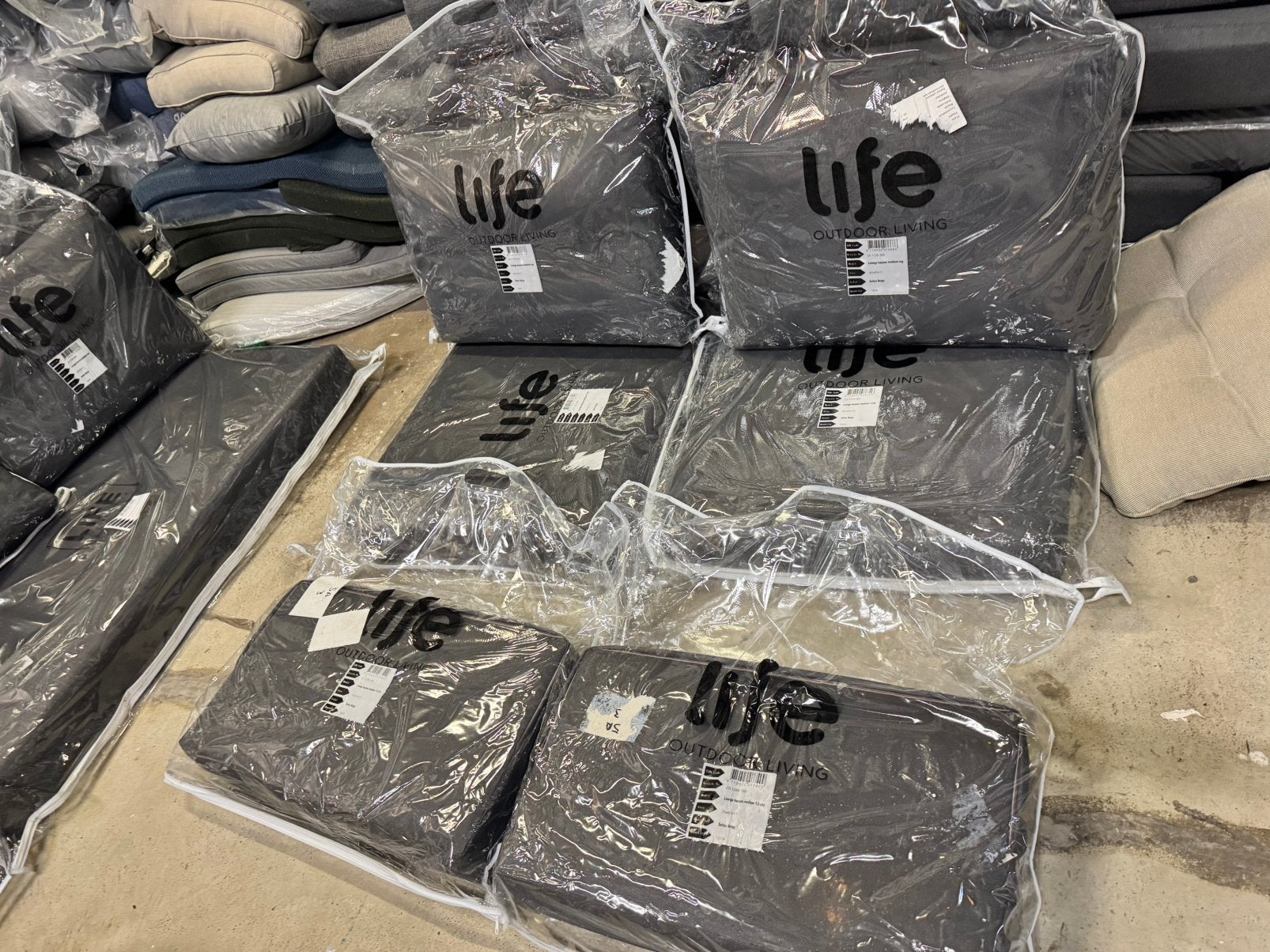 Nieuwe Life Living Outdoor kussens - Antraciet/Mouse Grey, Ophalen, Nieuw