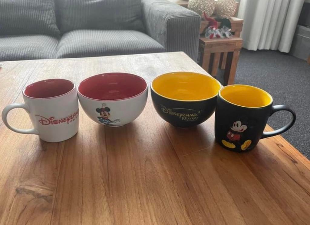 Disney Mickey & Minnie Mouse mokken en schaaltjes glitters, Verzamelen, Ophalen of Verzenden, Mickey Mouse, Zo goed als nieuw