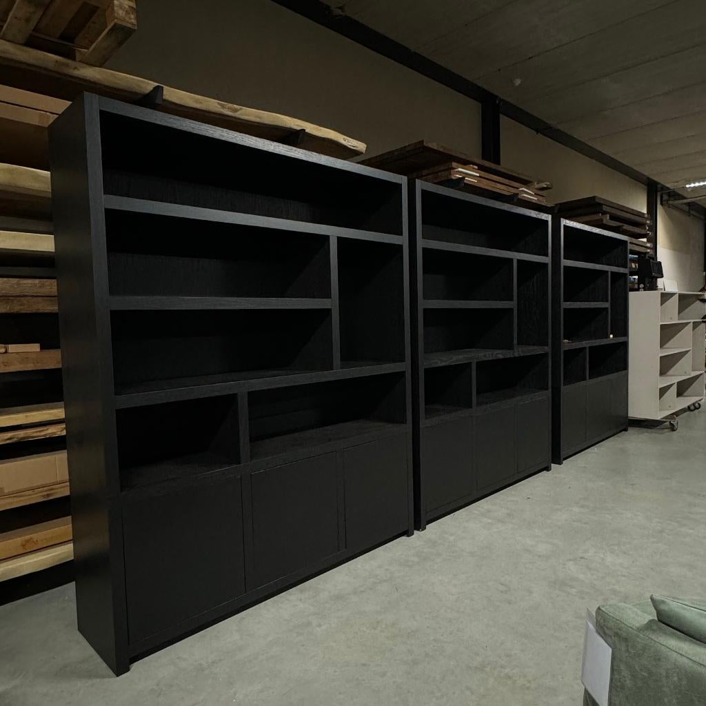 boekenkast eiken zwart eiken fineer laatste 2 de kans op=op!, Huis en Inrichting, Kasten | Boekenkasten, 200 cm of meer, 150 tot 200 cm