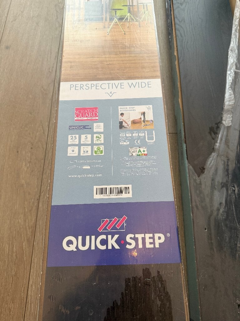 Quick-Step Perspective Wide laminaat – 7,34 m² (28 planken), Ophalen, 50 tot 150 cm, Nieuw, 5 tot 10 m²