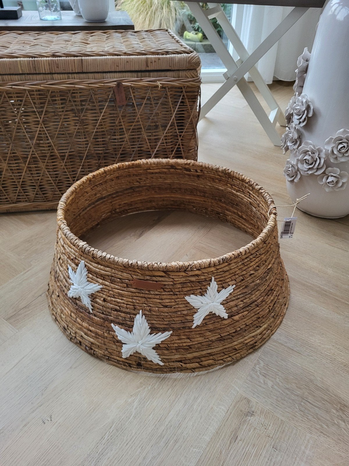 Riviera Maison Étoiles Tree Stand Cover nieuw Kerst, Huis en Inrichting, Ophalen, Nieuw, Rond, Riet