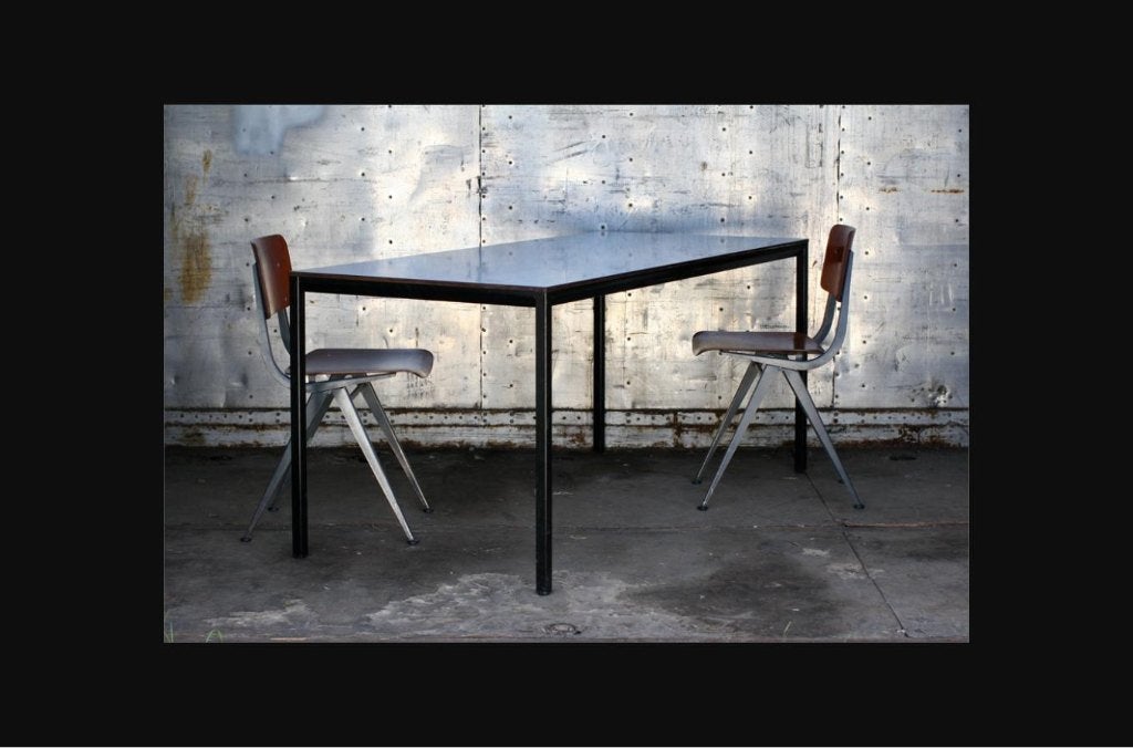 Industrial Vintage eettafel Facet Friso Kramer, Ophalen