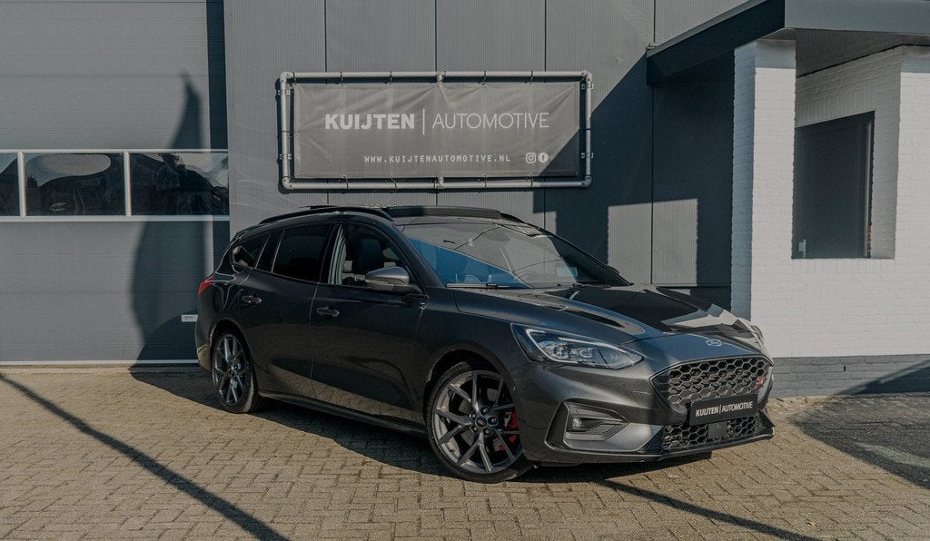 Ford Focus Wagon 2.3 EcoBoost ST-3 / PERFORMANCE / Full opti, Auto's, Ford, Gebruikt, 4 cilinders, 2300 cc, Handgeschakeld