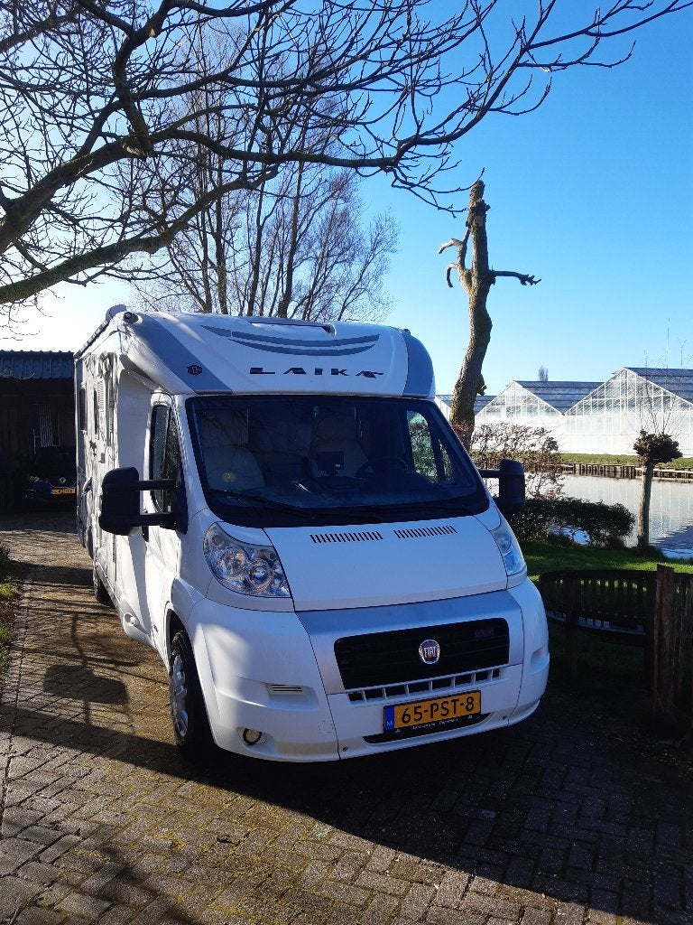 Te Koop Camper Laika, Chemisch toilet, Standaard zit, Ringverwarming, Fiat