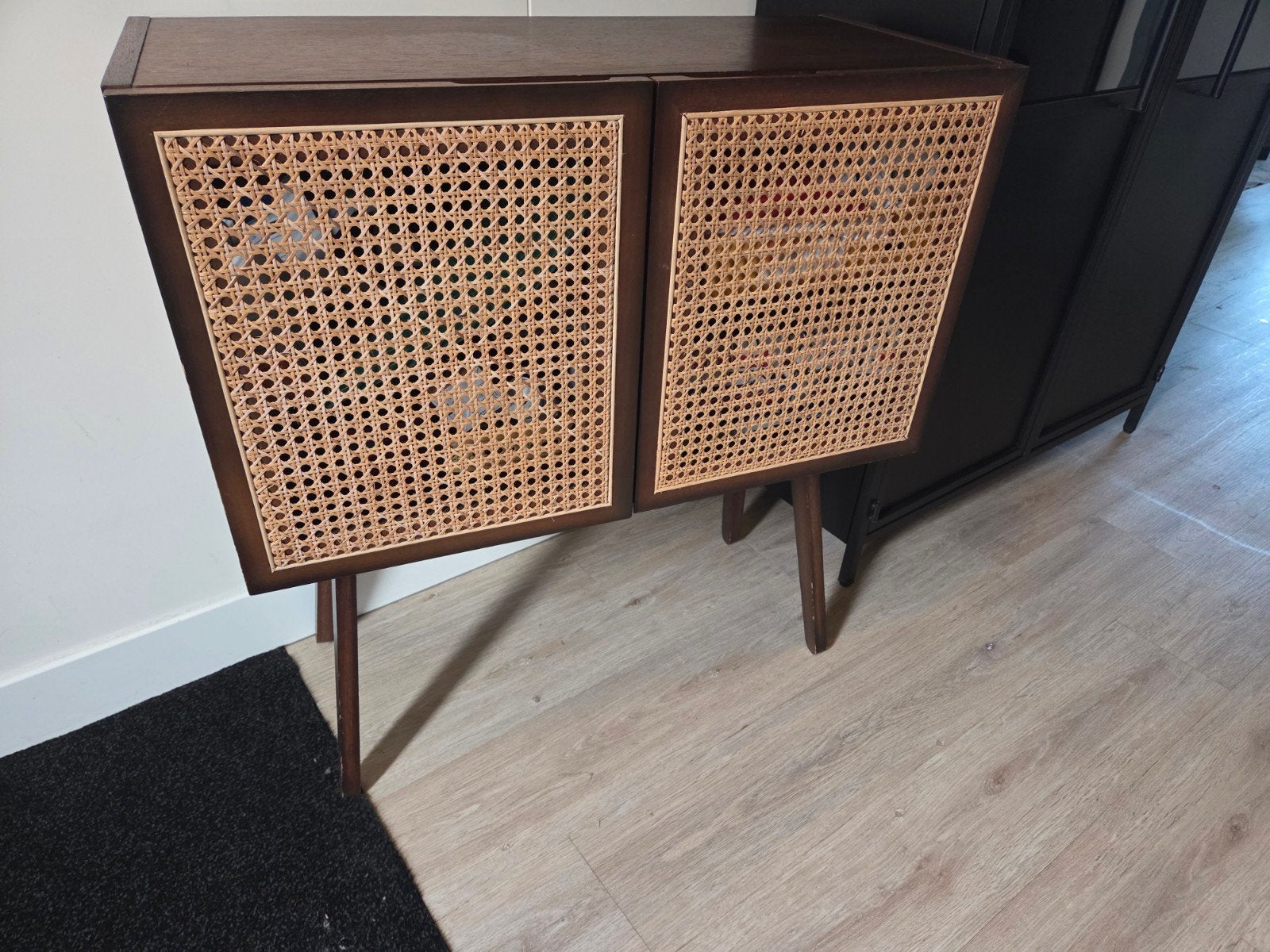 Stijlvol rotan dressoir/kastje met houten frame, Ophalen, Gebruikt