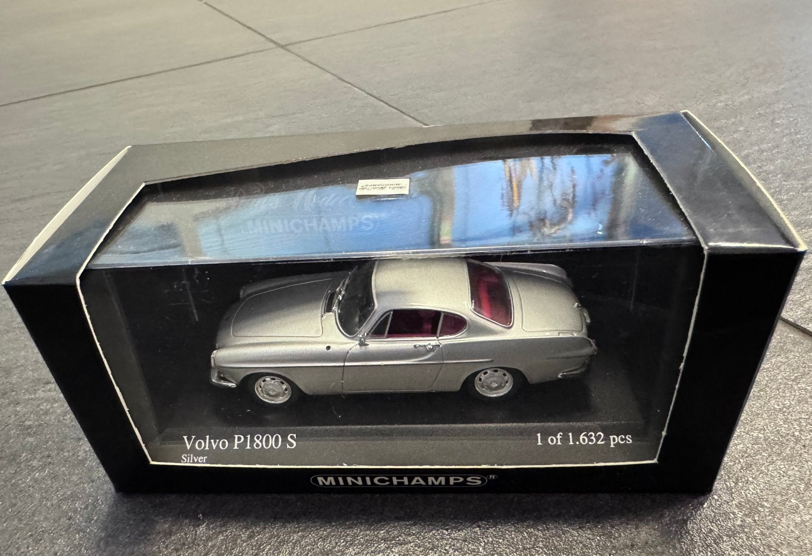 Minichamps Volvo P1800 S 1969 zilver 1:43, Hobby en Vrije tijd, Ophalen of Verzenden, Zo goed als nieuw, Auto, MiniChamps