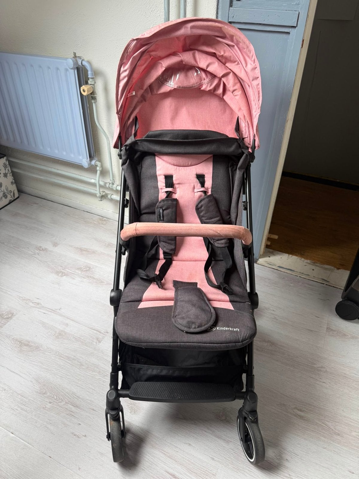 Kinderkraft Roze Buggy - Compact en Lichtgewicht, Ophalen, Gebruikt, Overige merken, Verstelbare rugleuning