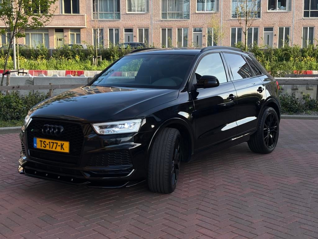 Audi Q3 ( MOET WEG ), Lichtsensor, 1380 kg, 1800 kg, Zwart