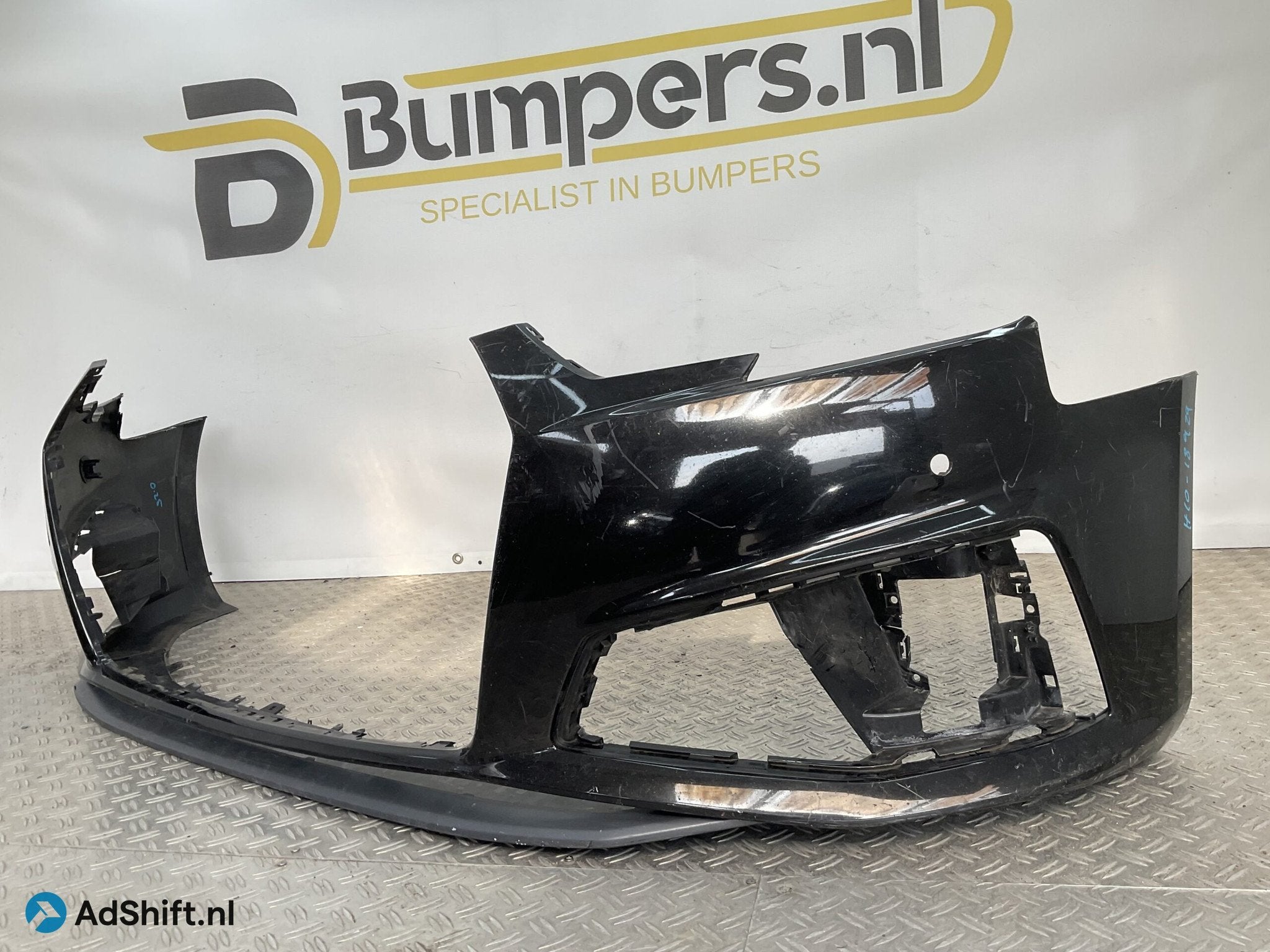 Bumper Audi A4 BW0 B9 SLINE S-LINE14-17 8W0807437 Voorbumper, Bumper
