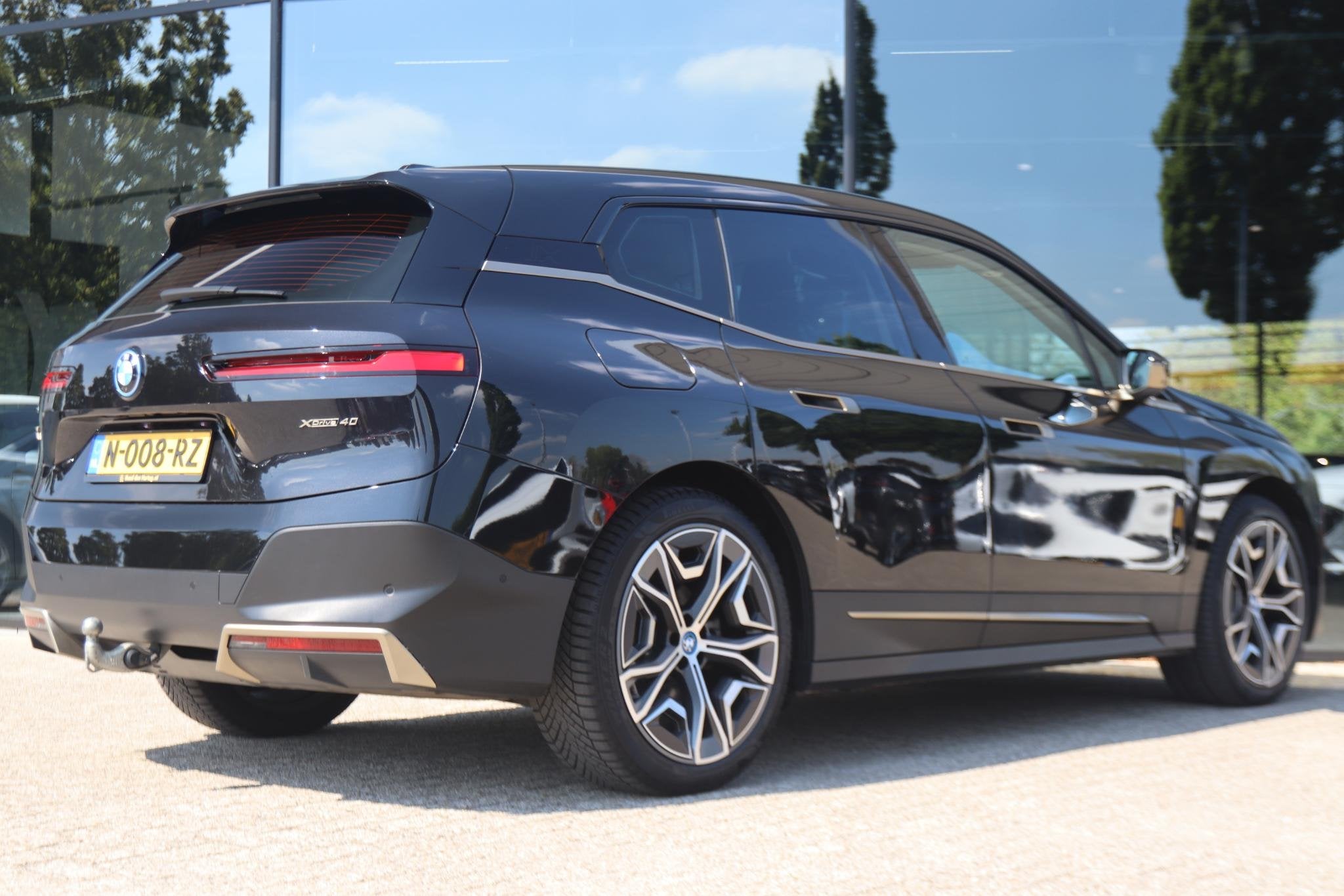 BMW IX XDRIVE HIGH EXECUTIVE 77KWH SOH 99.4% | CARPLAY | HUD, Auto's, Automaat, 34 min, Gebruikt, Zwart