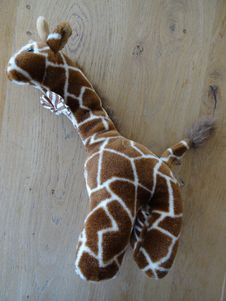 knuffel giraffe 40 cm 3,50, Ophalen of Verzenden, Zo goed als nieuw, Overige typen, Middelgroot (20 tot 80 cm)