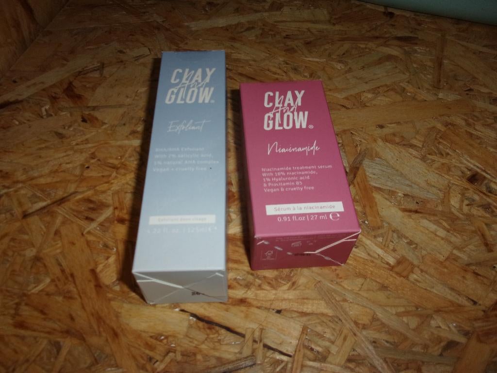 set Clay & Glow producten gezichtsverzorging Exfoliant, Ophalen of Verzenden, Nieuw, Gehele gezicht, Verzorging