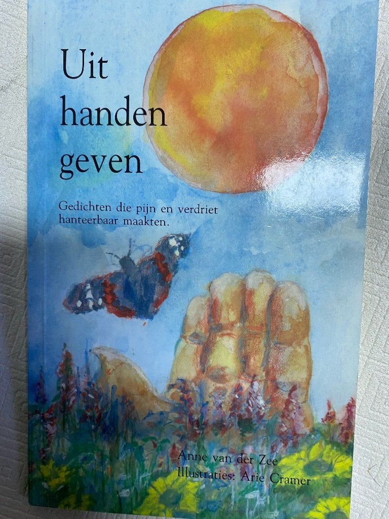 Uit handen geven, Ophalen of Verzenden, Zo goed als nieuw, Christendom | Katholiek