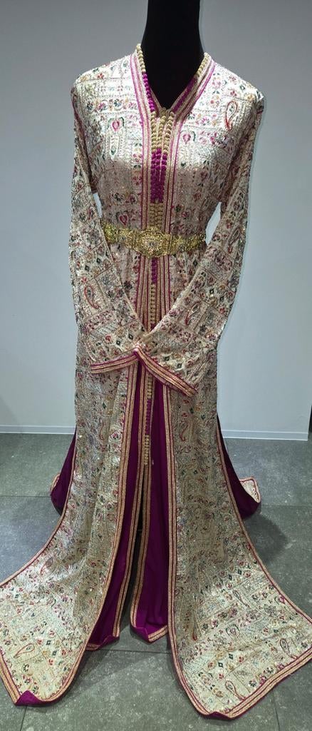 Marokkaanse jurk : Takchita  ( Kaftan, Jelaba)(Maat 38-44), Ophalen of Verzenden, Gedragen, Beige