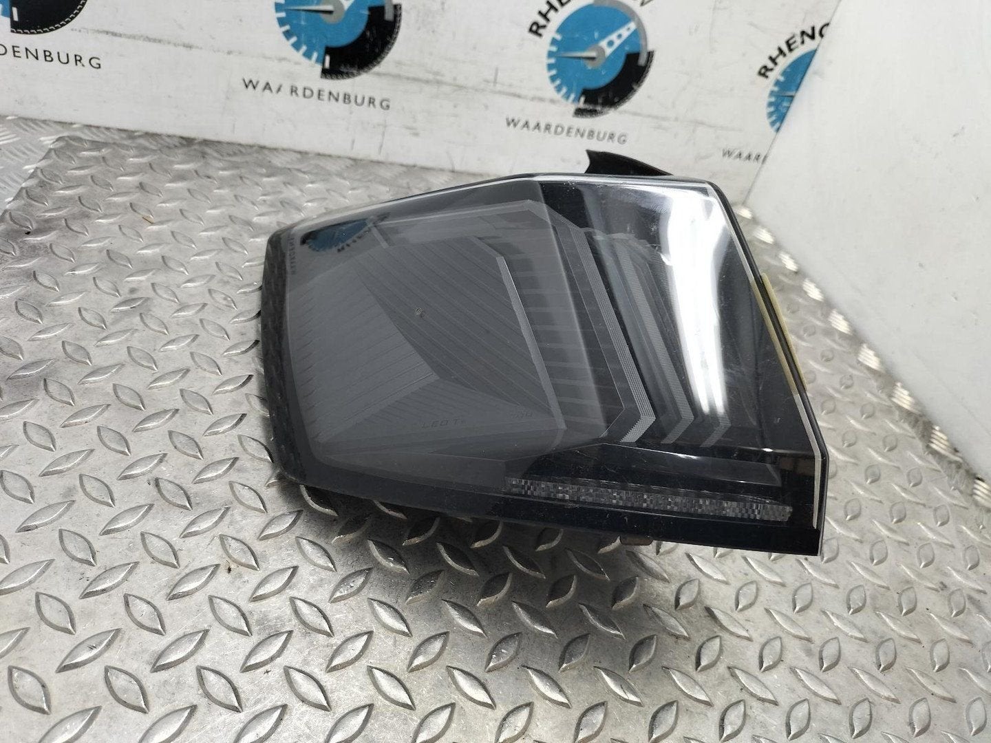 PEUGEOT 3008 GT PureTech130 ACHTERLICHT L 2022, Ophalen of Verzenden, Gebruikt, Stiba lid